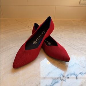 Rothy’s Point in Red Size 7.5
